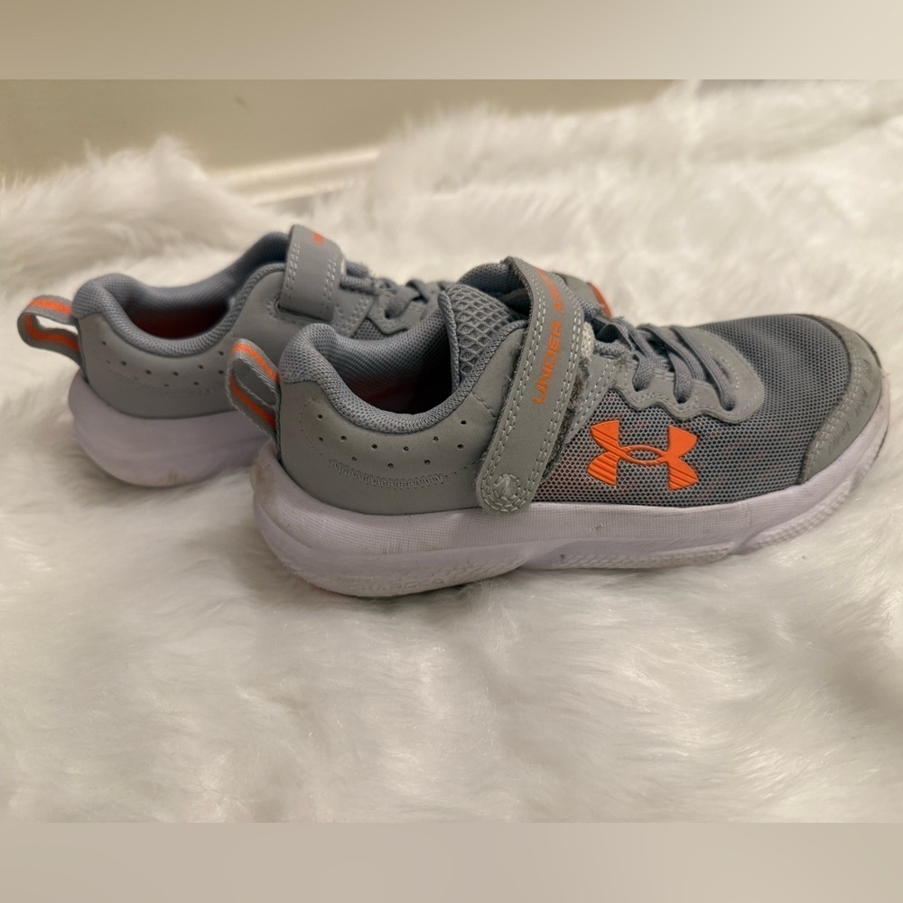 Under Armour Kids BPS Assert 10 AC LZR Sneakers